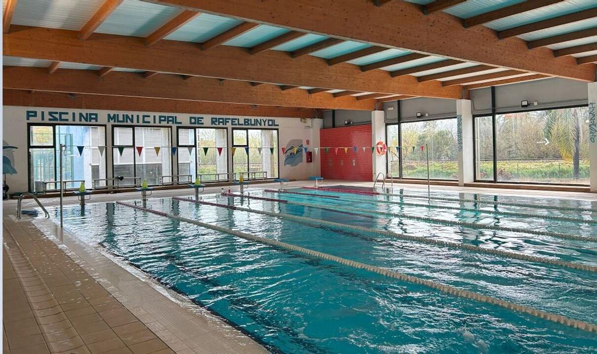 Piscina cubierta de Rafelbunyol.