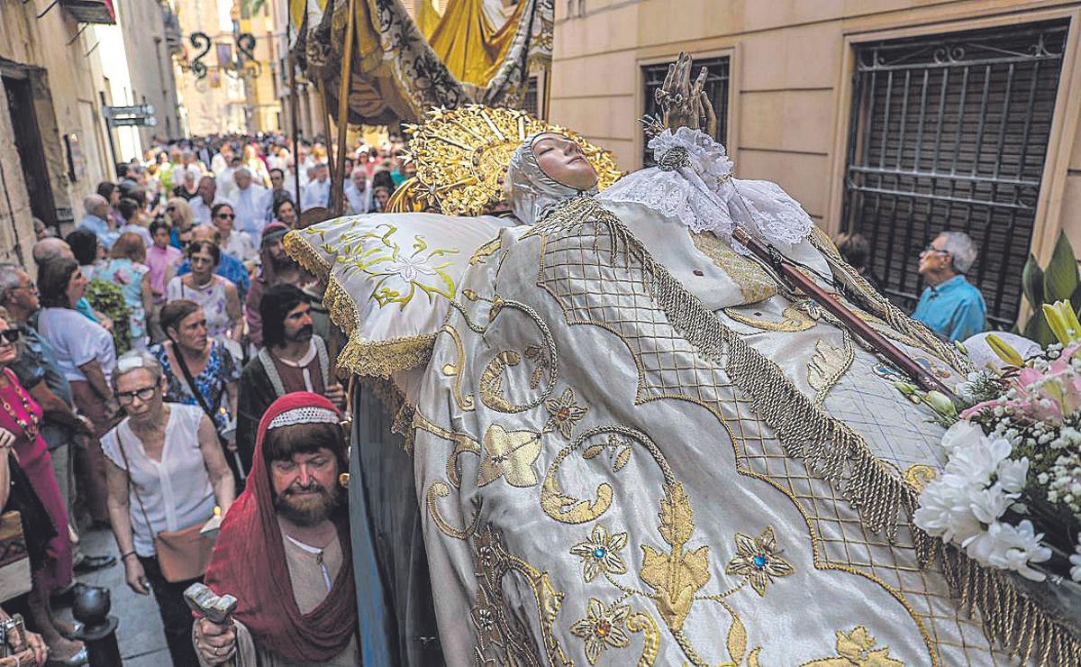La creación del ensayo general el 13 de agosto fue impulsada por la Junta Protectora.