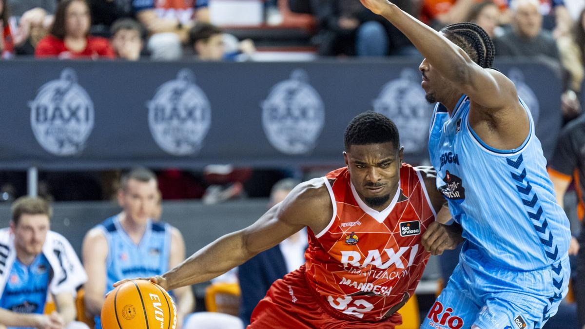 Obasohan jugó el mejor partido de su carrera con el BAXI Manresa, y lideró el triunfo ante el Río Breogán