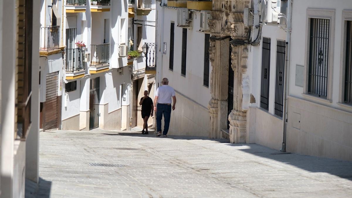 Aspecto tras la reforma de la calle Bachiller León, en el entorno del barrio del Cerro de Cabra.