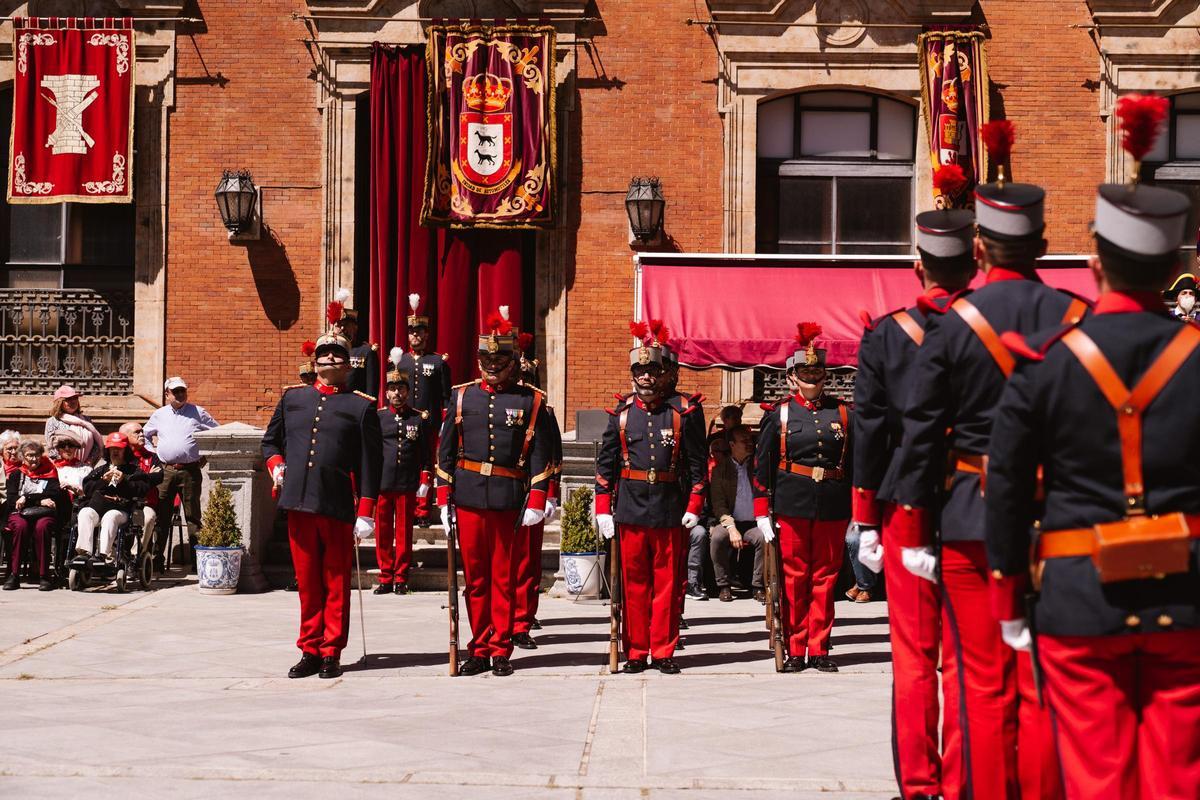 El cambio de guardias, a punto de comenzar.