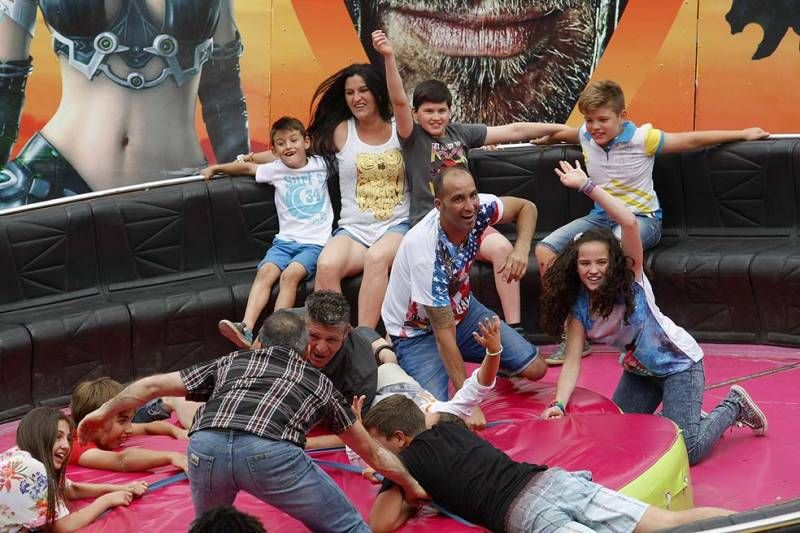 FOTOGALERÍA / DOMINGO DE FERIA EN EL ARENAL