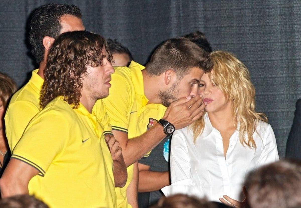 Carles Puyol junto a Piqué y Shakira: el fútbol y el Mundial los unió