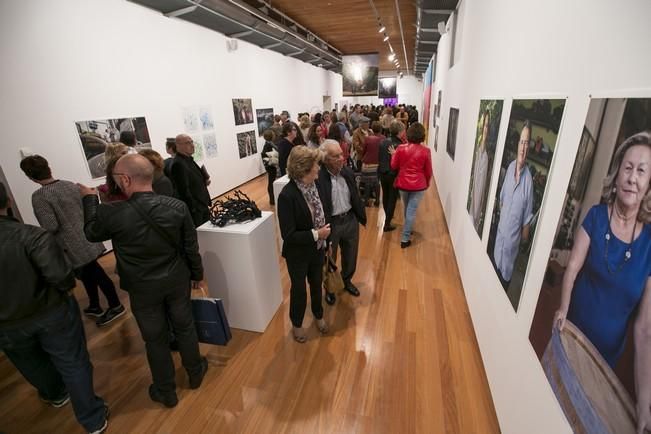 EXPOSICIÓN "LOS COLORES DEL VINO"