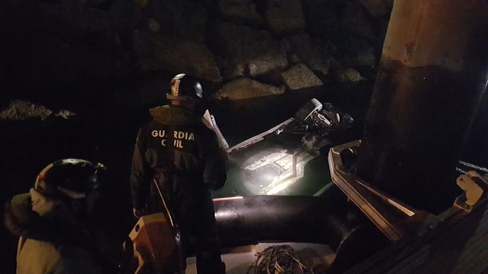Herida grave una mujer tras caer con su coche al mar en Bouzas