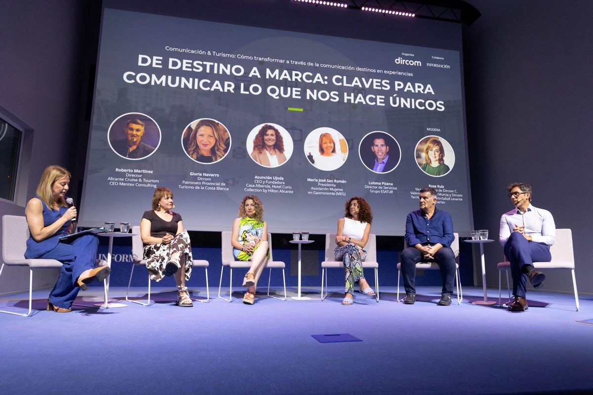 Los ponentes debaten sobre las claves para comunicar aquello que nos hace únicos