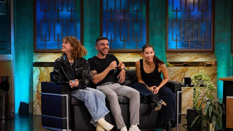 El tremendo zasca de la actriz Irene Escolar al youtuber DjMaRiiO en La Revuelta