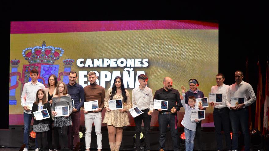 Guillermo Revilla y Carolina Ganado, mejores deportistas benaventanos