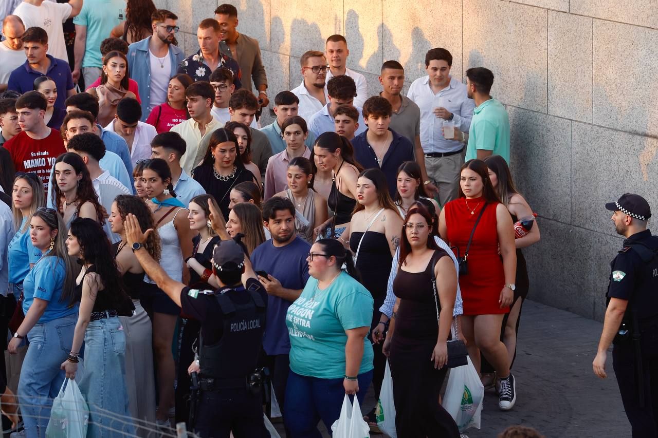 Botellón multitudinario en el miércoles de Feria