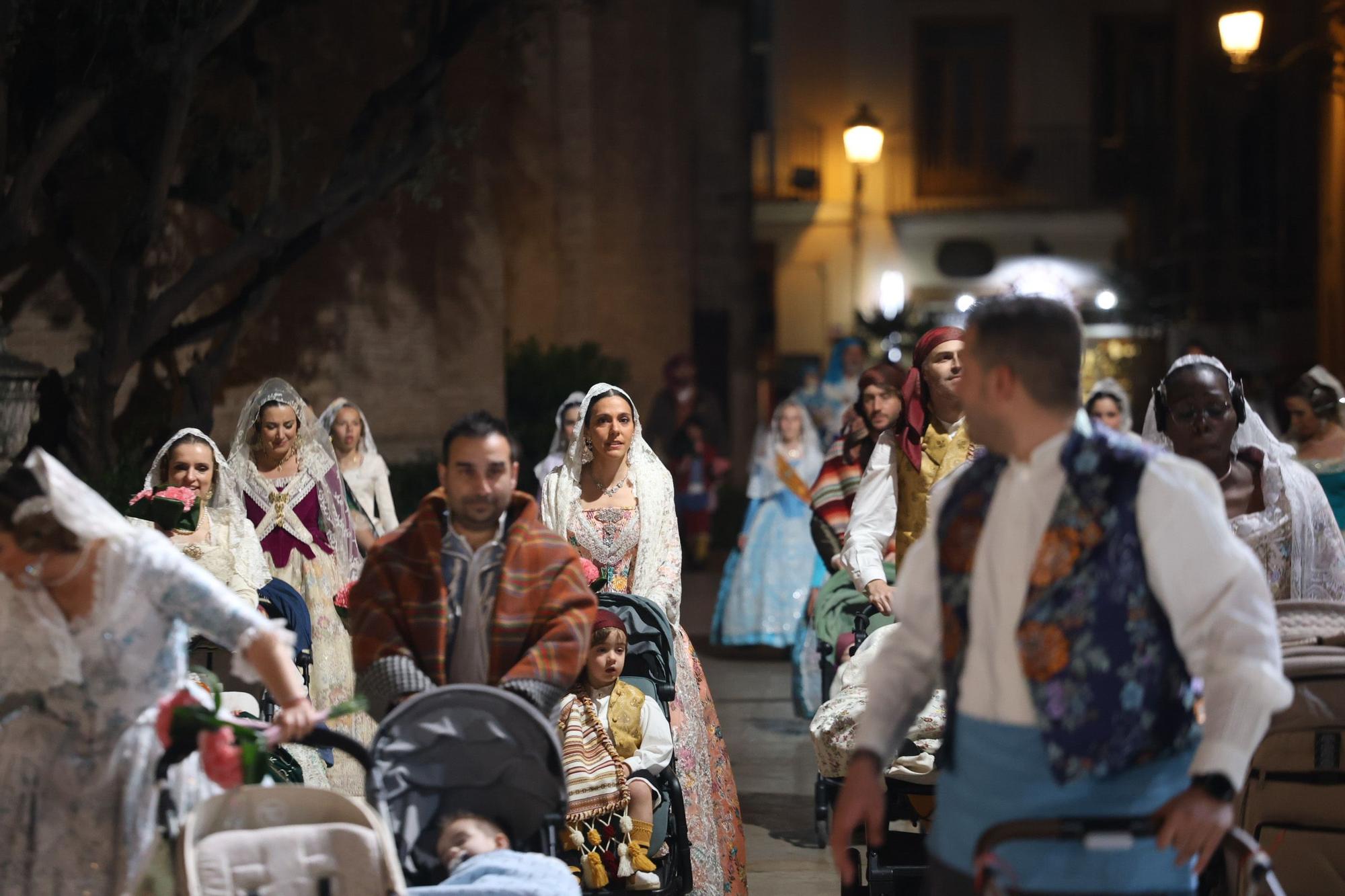 Búscate en el primer día de la Ofrenda en la calle de San Vicente entre las 19 y las 20 horas