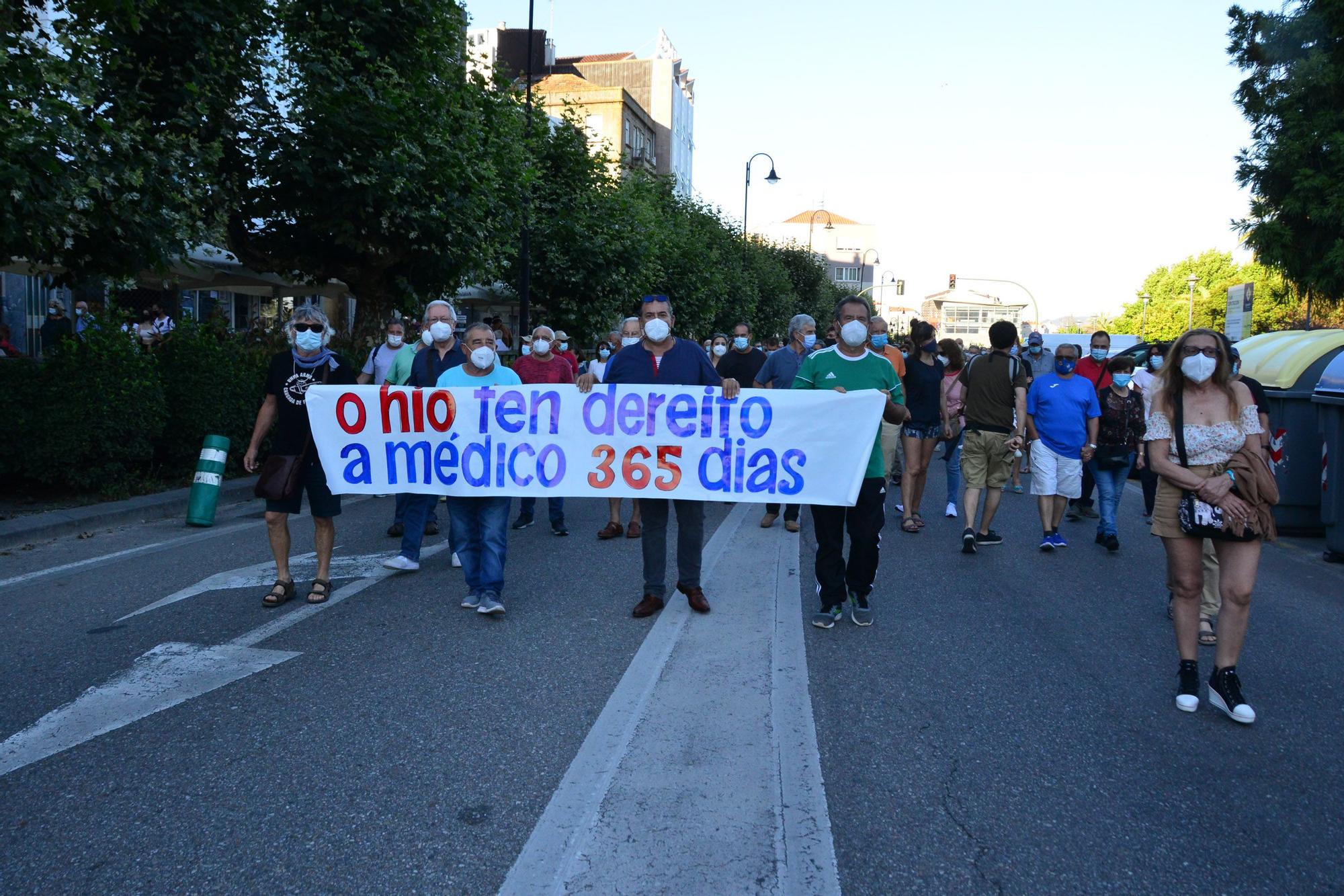 Marcha por la sanidad pública en Cangas