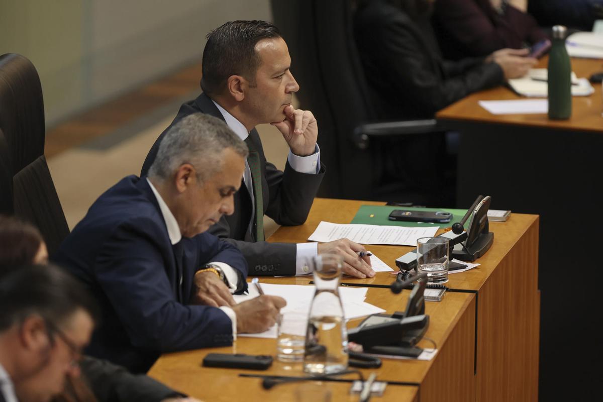Fotogalería | Comparecencia de María Guardiola para su investidura
