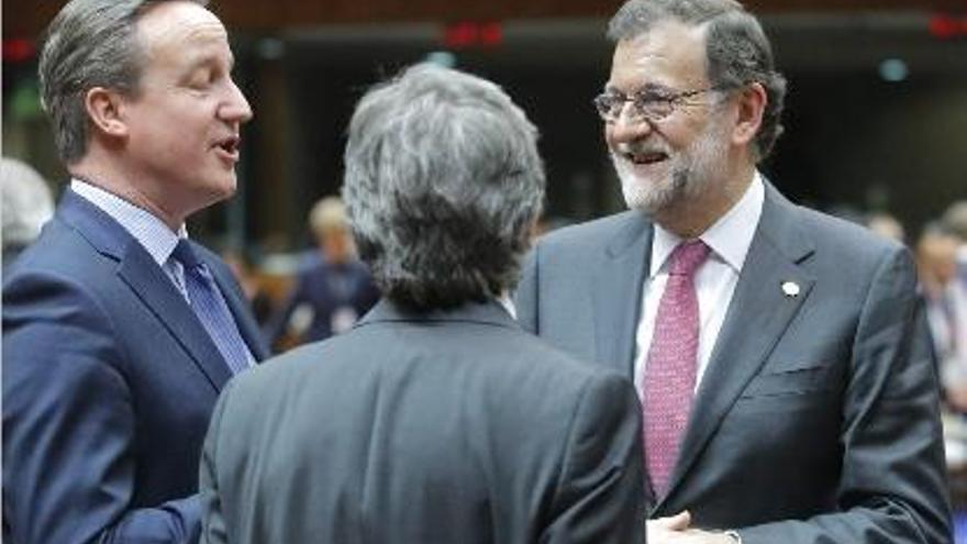 Mariano Rajoy va assegurar a Cameron que el més probable és que hi hagi eleccions el 26 de juny.