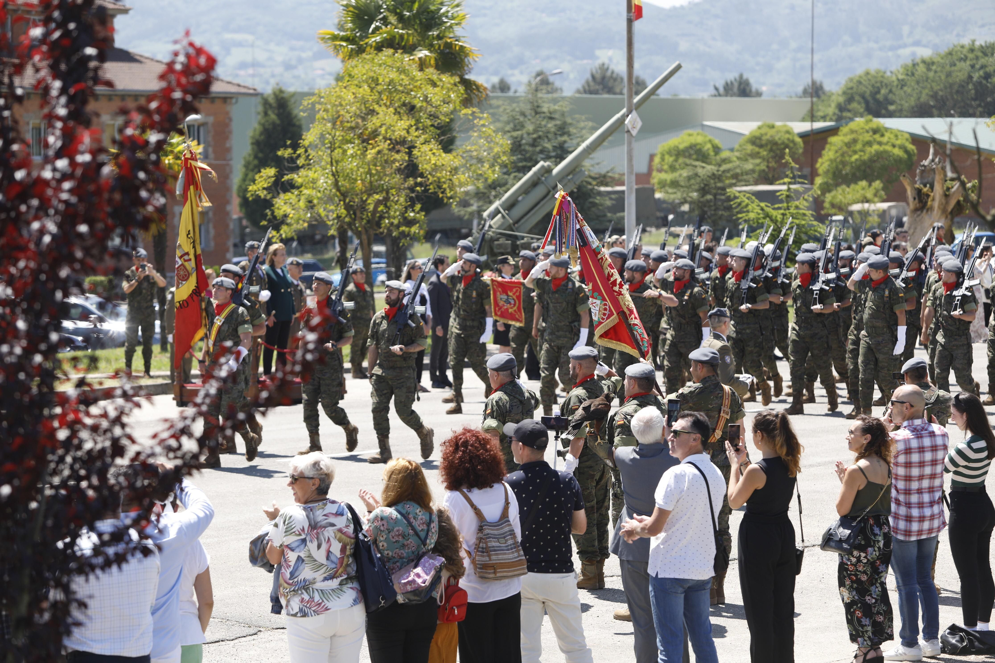 En imágenes: Los actos conmemorativos del aniversario de la Brilat Galicia VII, en el acuartelamiento Cabo Noval