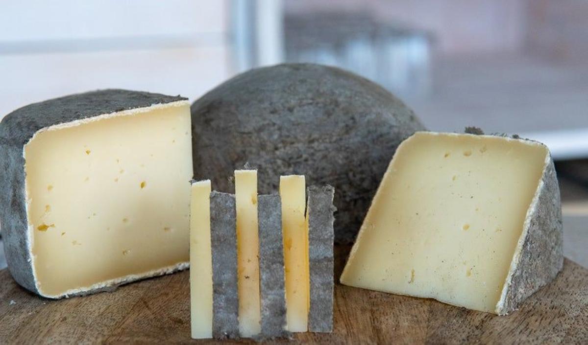 Queso tierno, Formatges Muntanyola, World Cheese Awards