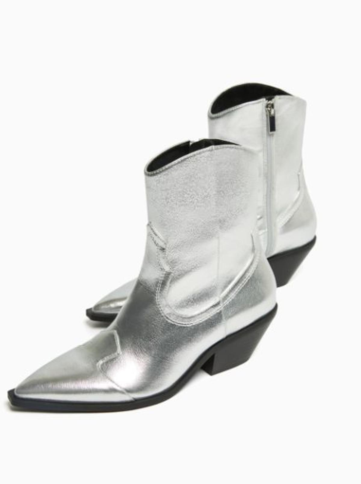 Si te fliparon las botas plateadas de Ana Mena en el Benidorm Fest,  prepárate para enamorarte de estos botines de Bershka - Stilo