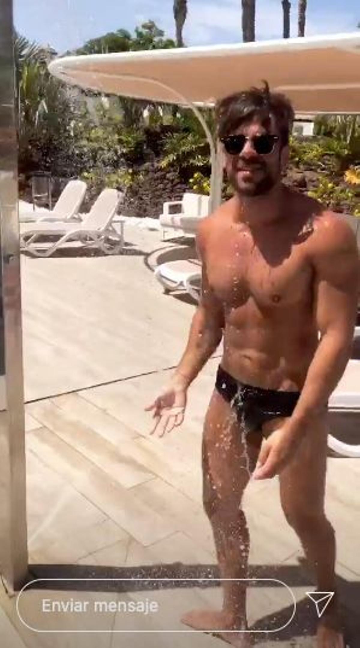 Tomas falsas de los stories de Ricky Merino