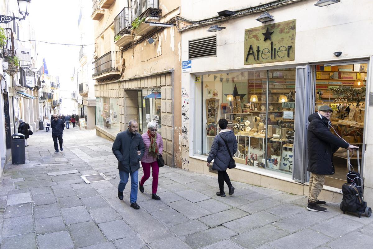 Así se encuentra la calle Pintores actualmente