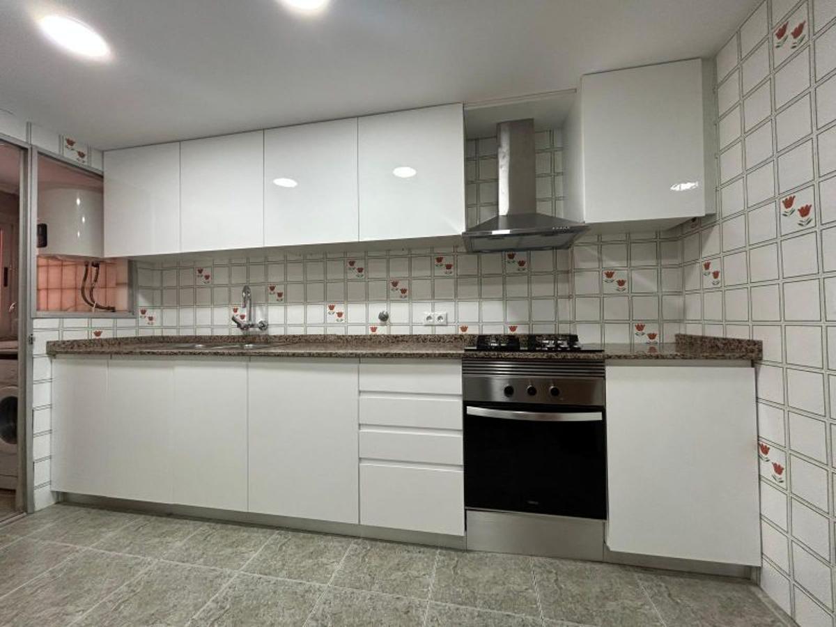 Cocina de piso en venta en Valencia