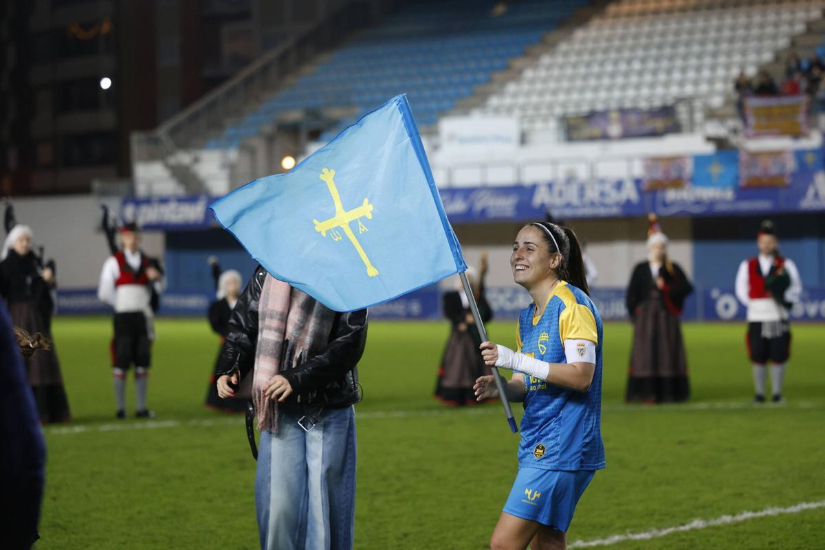 EN IMÁGENES: Así fue el debut de Asturias ante Navarra en un partido de fútbol femenino histórico en el Suárez Puerta
