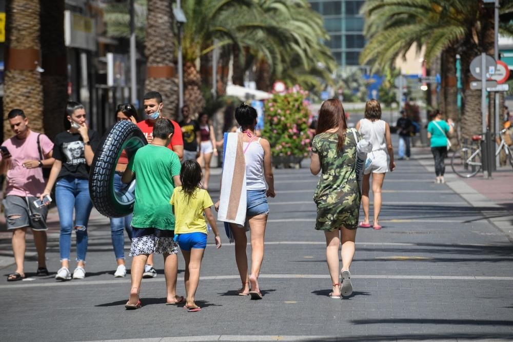 La fase 2 vuelve a llenar de vida Las Canteras