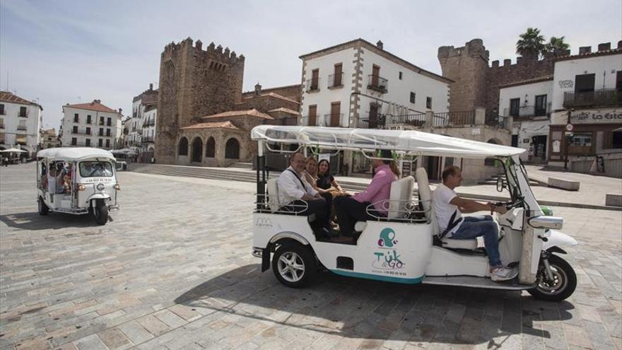 Turismo en Cáceres sobre tres ruedas