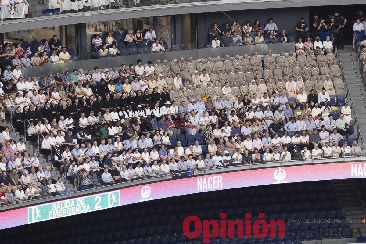 Viaje papa León XIV/Encuentro diocesano en el Santiago Bernabéu_006