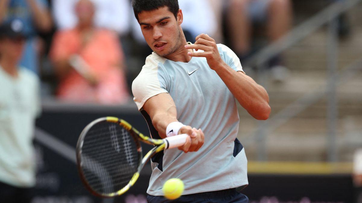 Carlos Alcaraz en la final de Hamburgo.