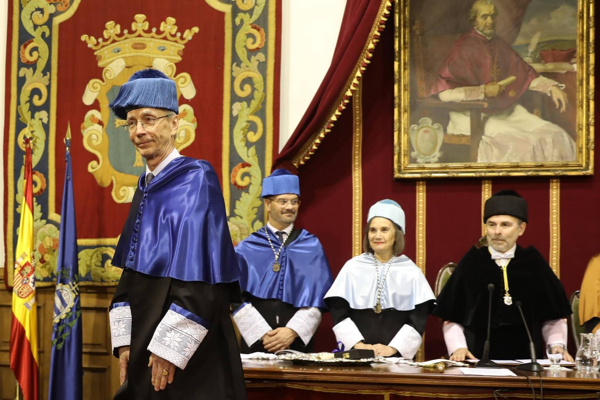 Así fue la investidura de Svante Pääbo como honoris causa de la Universidad de Oviedo