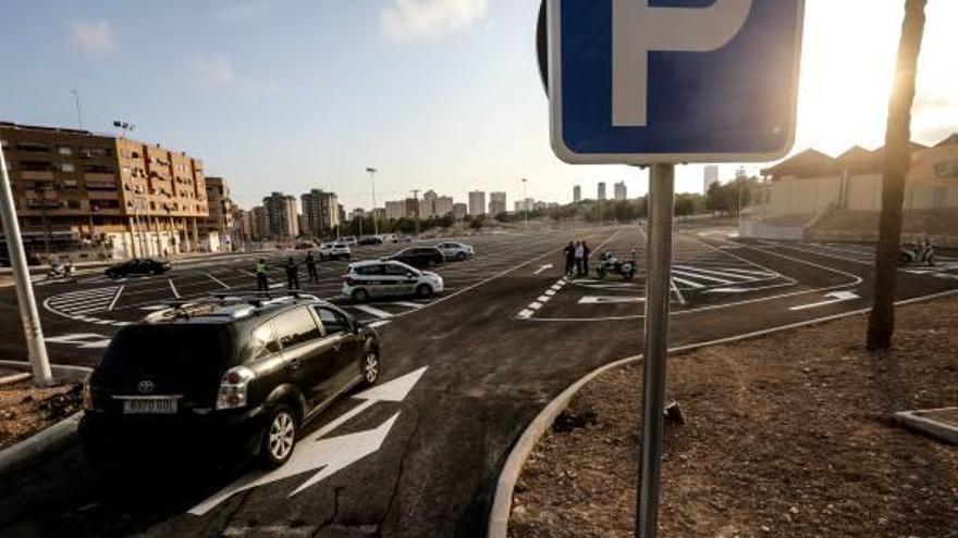 Fin a los problemas para aparcar el coche en la Colonia Madrid