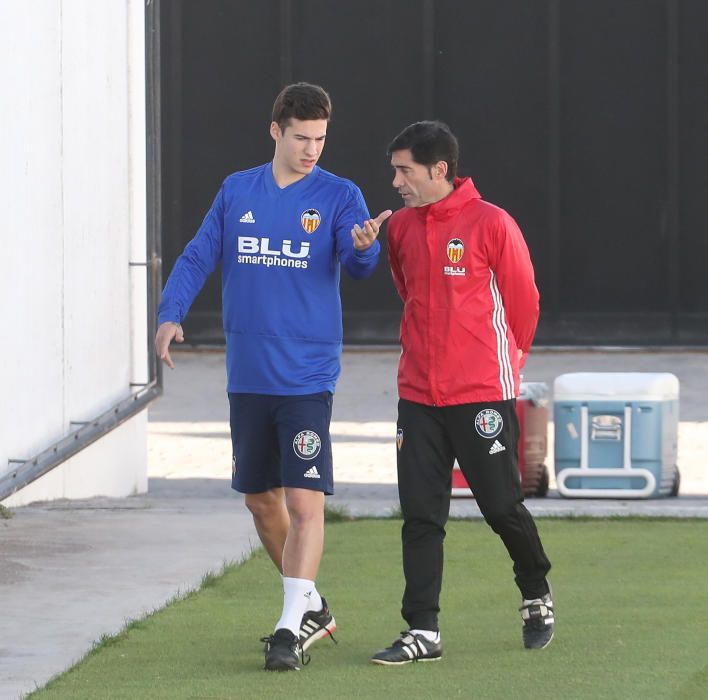 El Valencia entrena en domingo tras empatar ante e