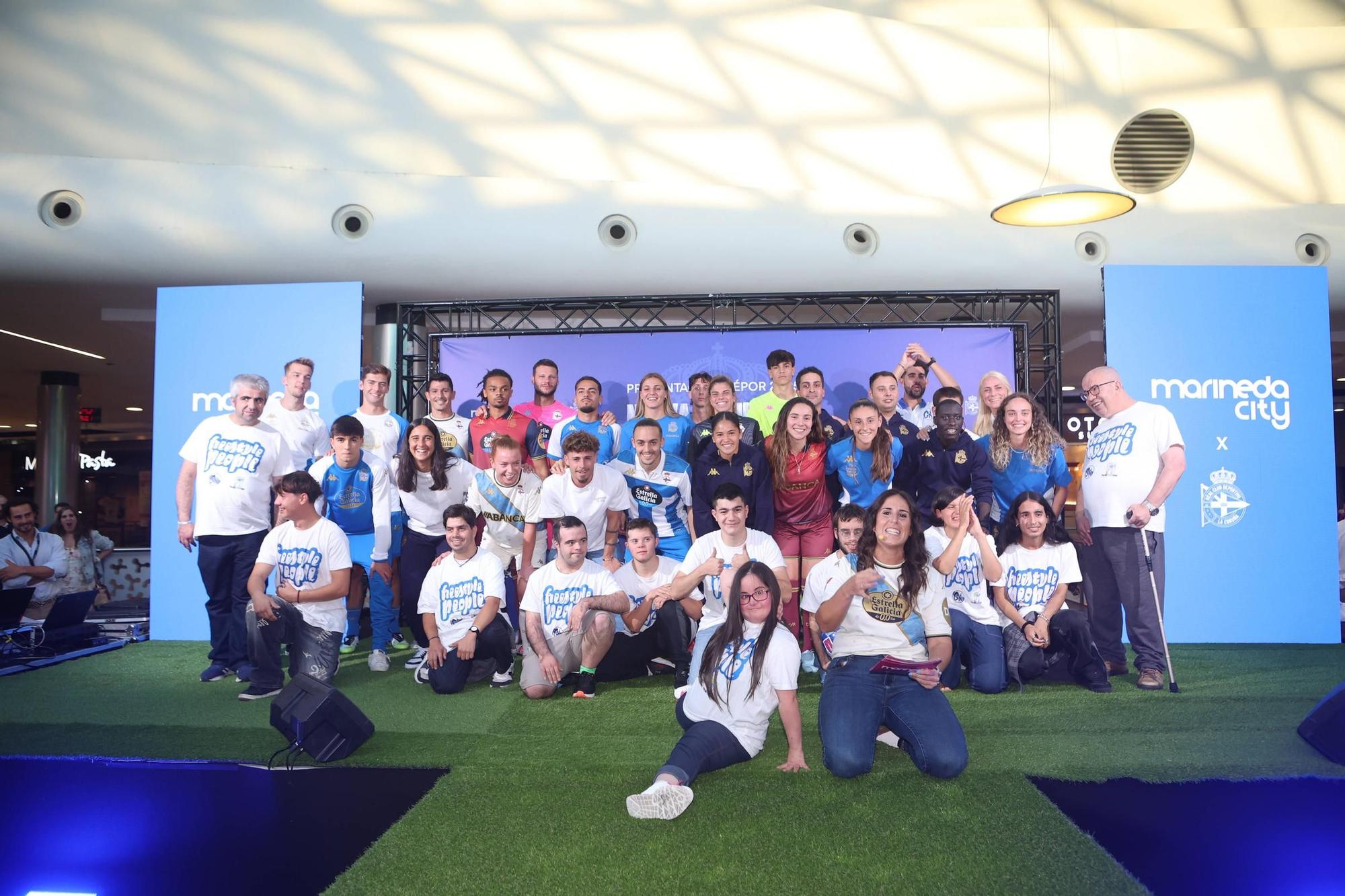 El Deportivo presenta en Marineda City sus equipaciones para la temporada 2025-2026