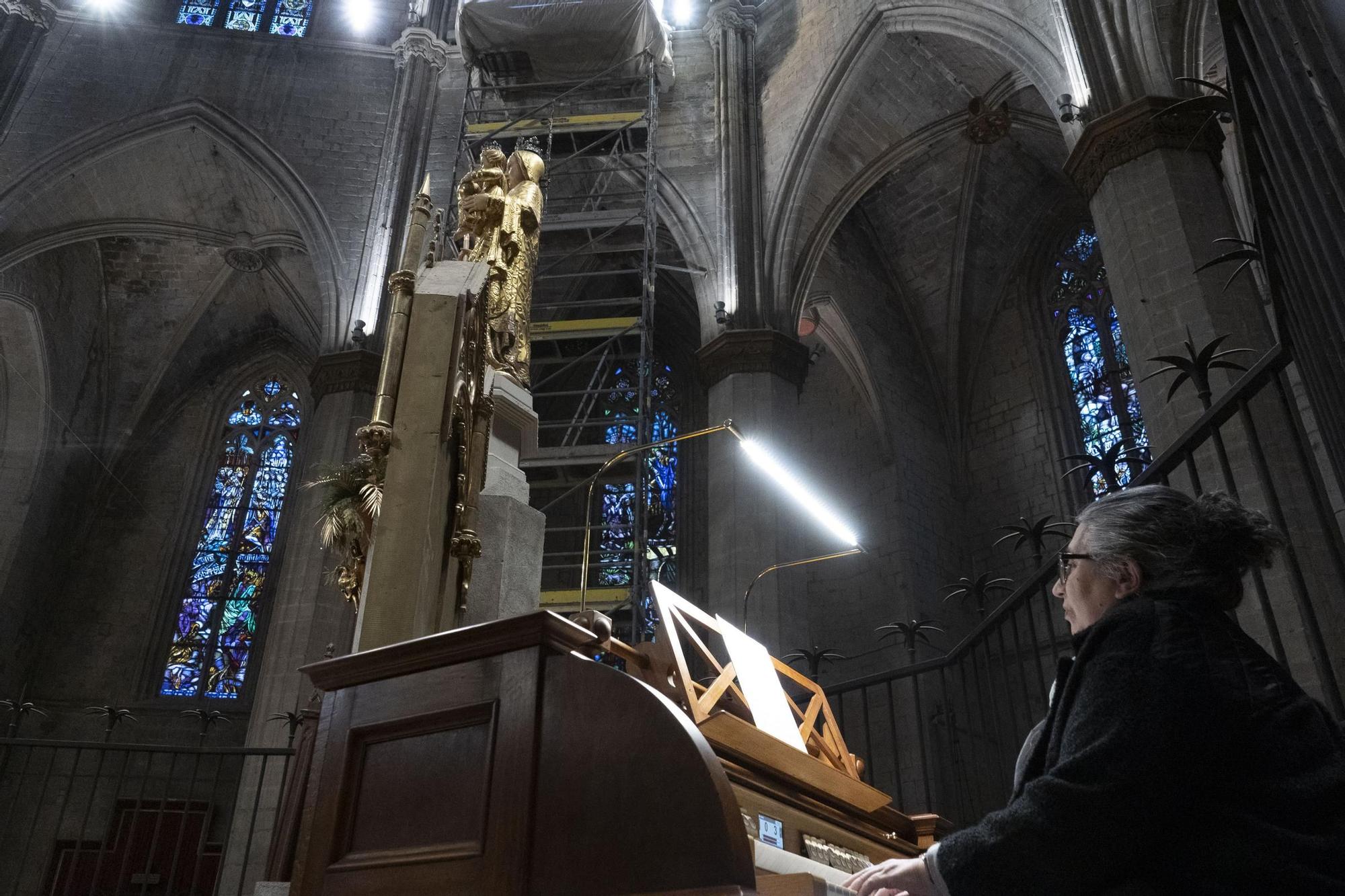 Homenatge a Pere Roca i Fius, "decorador", per la seva dedicació a la basílica de la Seu