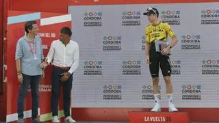 El calor de Córdoba no frena a Van Aert