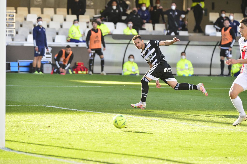 El Cartagena planta cara al Rayo Vallecano