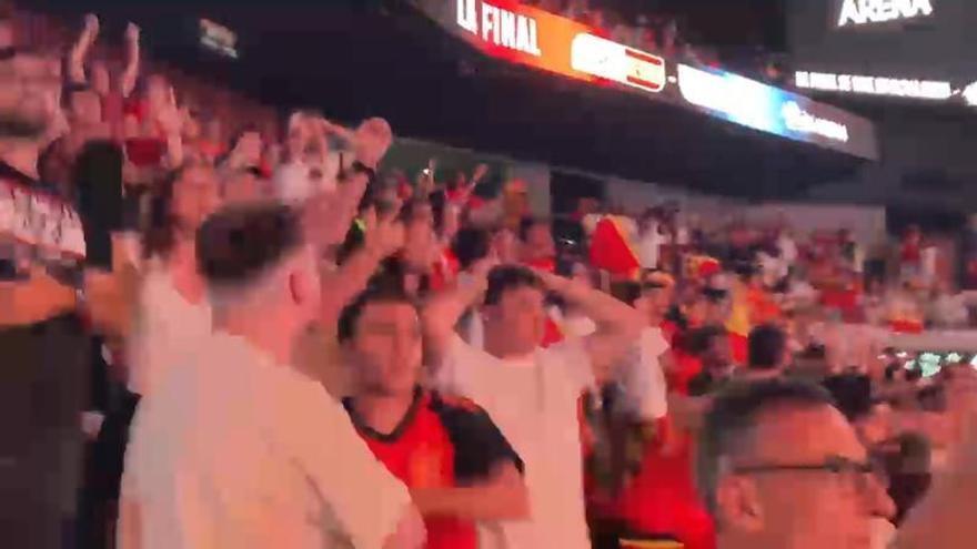 Decepción en el Roig Arena por la anulación del gol de Nico Williams