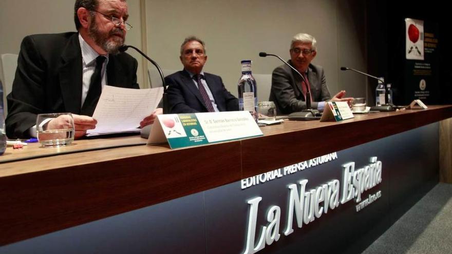 Por la izquierda, Barreiro, Martos y González, en el acto de ayer.