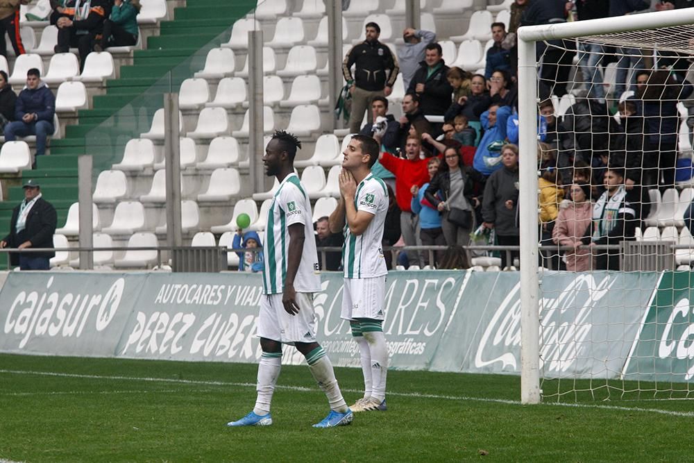 Las imágenes del partido Córdoba CF-Marbella CF