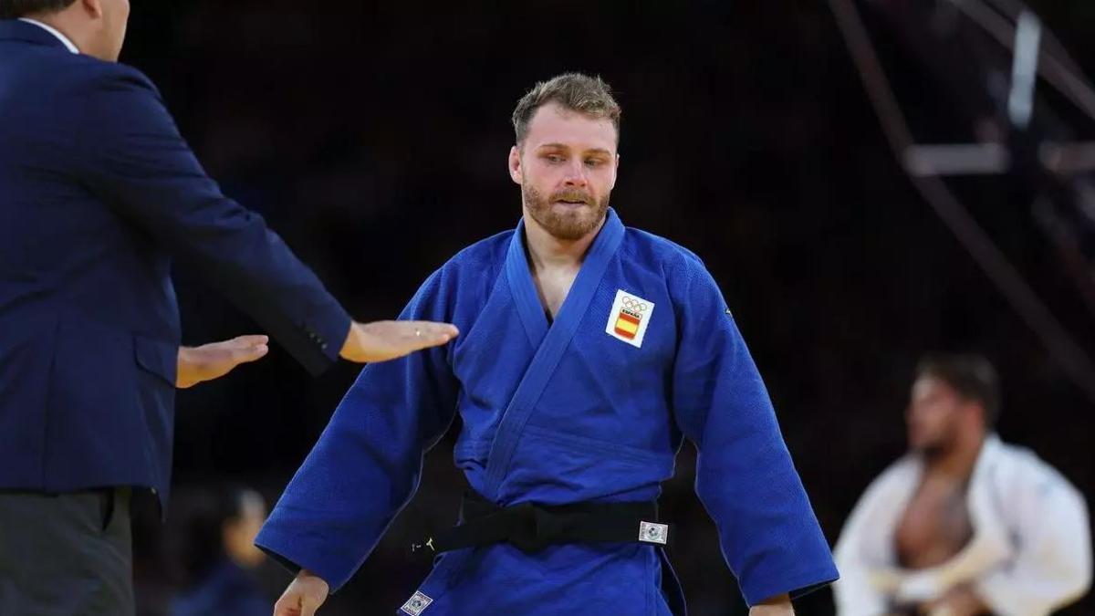 Salva Cases durante uno de los combates en los Juegos de París