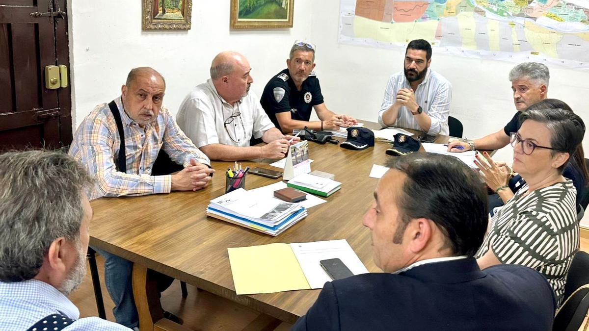 Reunión sobre los aparcamientos rotatorios en Plasencia.