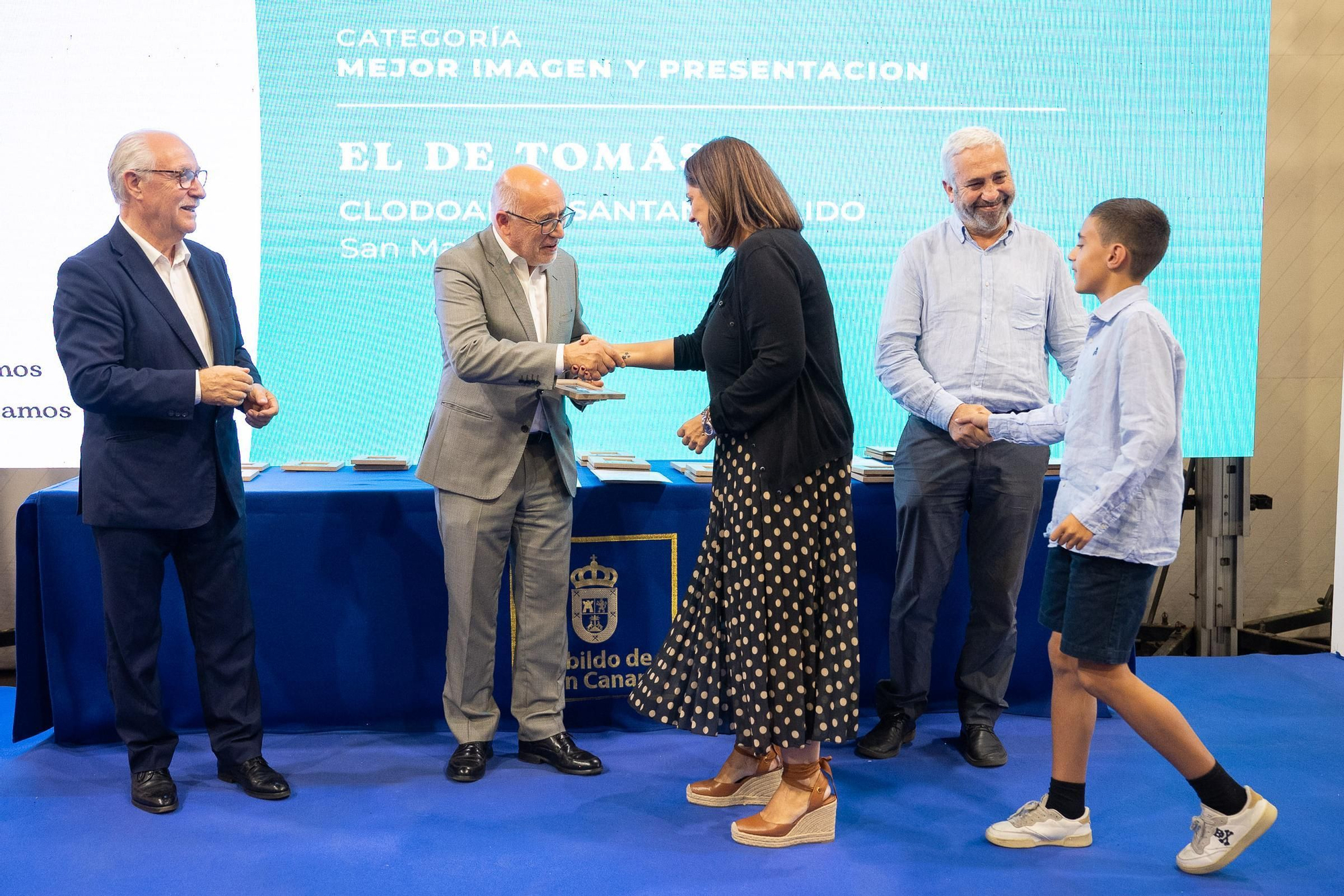 Entrega de premios de los concursos oficiales de queso y vino de 2023