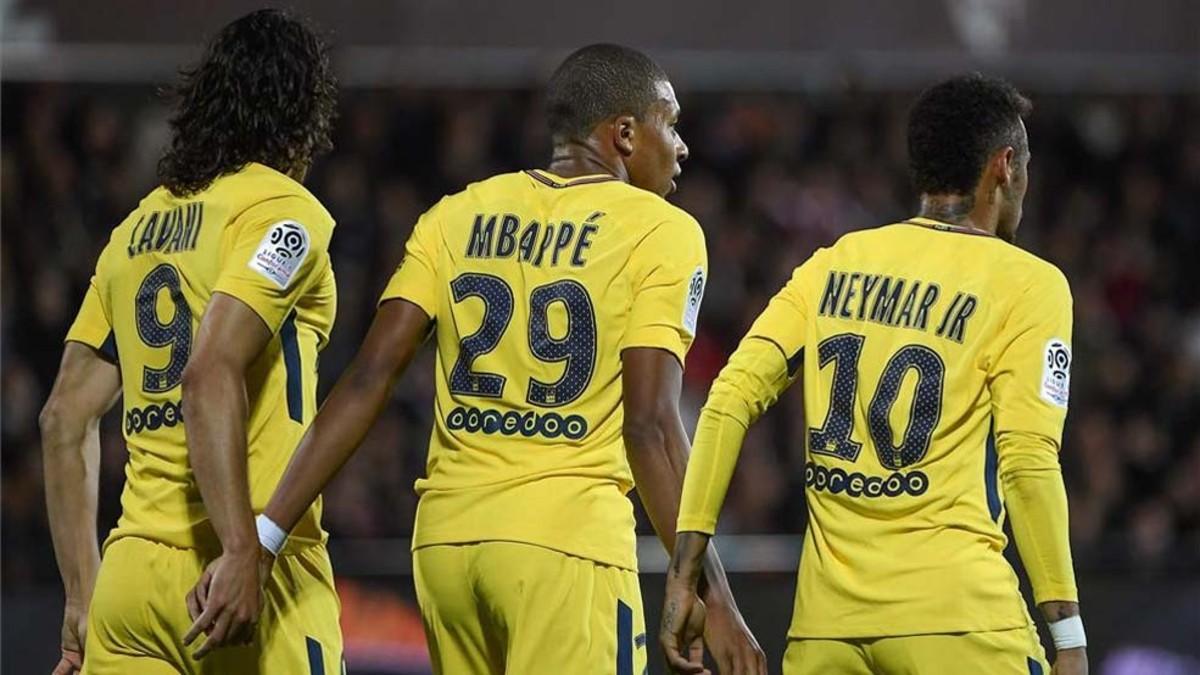 Cavani, Mbappé y Neymar no tuvieron piedad del Metz