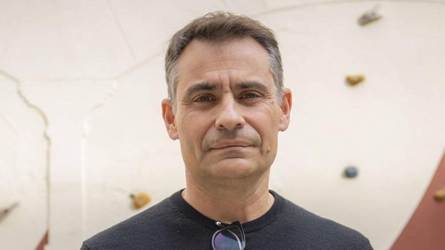 Emili Navarro: &quot;La protecció de l’escola especial és fictícia perquè la vida no és especial&quot;