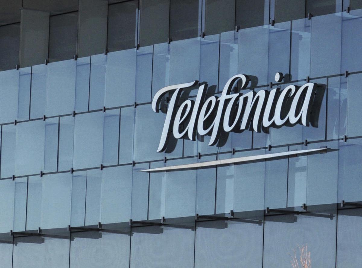 Telefónica cumple con sus clientes, proveedores y empleados: a su lado cuando más lo necesitan