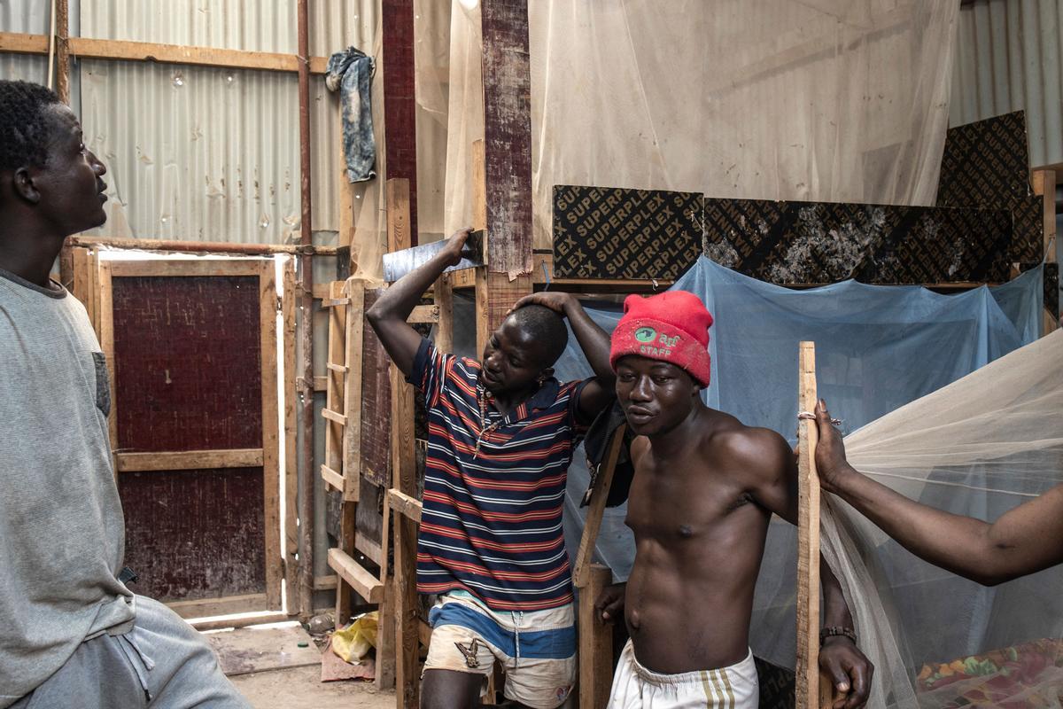 Estos son los trabajadores que construyen la nueva ciudad de Diamniadio (Senegal)