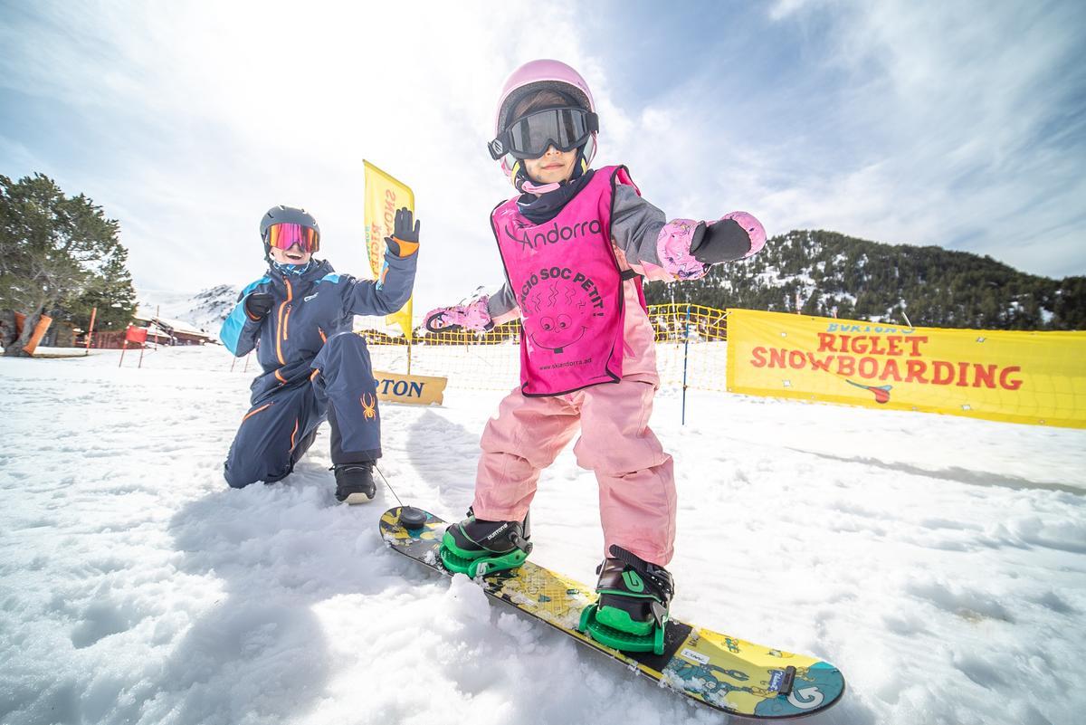 Aprender a esquiar con los métodos formativos de Grandvalira Resorts