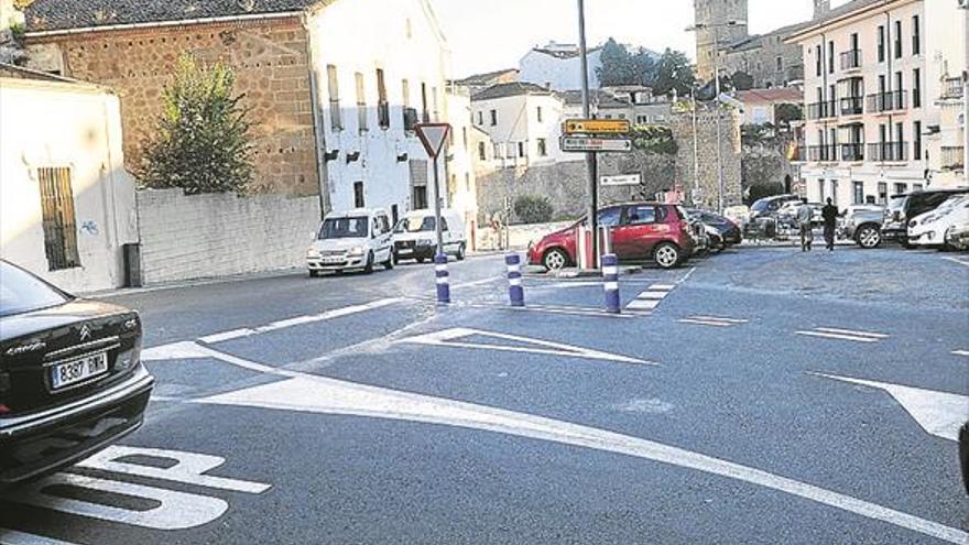 La adecuación del entorno de la puerta Berrozana comenzará durante el verano