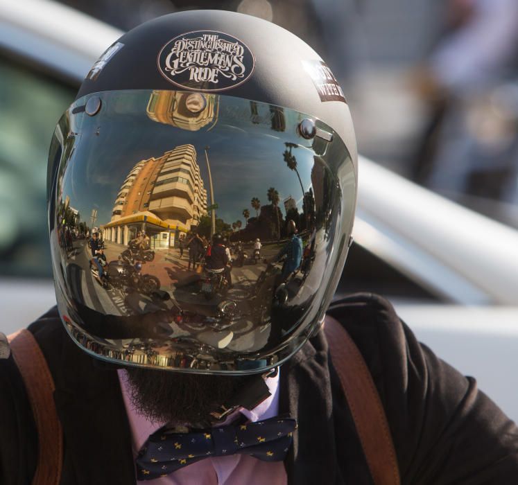 Motos custom y vintage invaden Alicante para luchar contra el cáncer de próstata