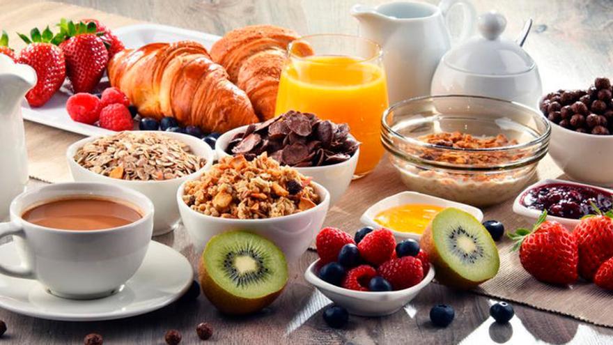 Descubre cómo preparar el desayuno de moda que necesitas para perder peso sin pasar hambre