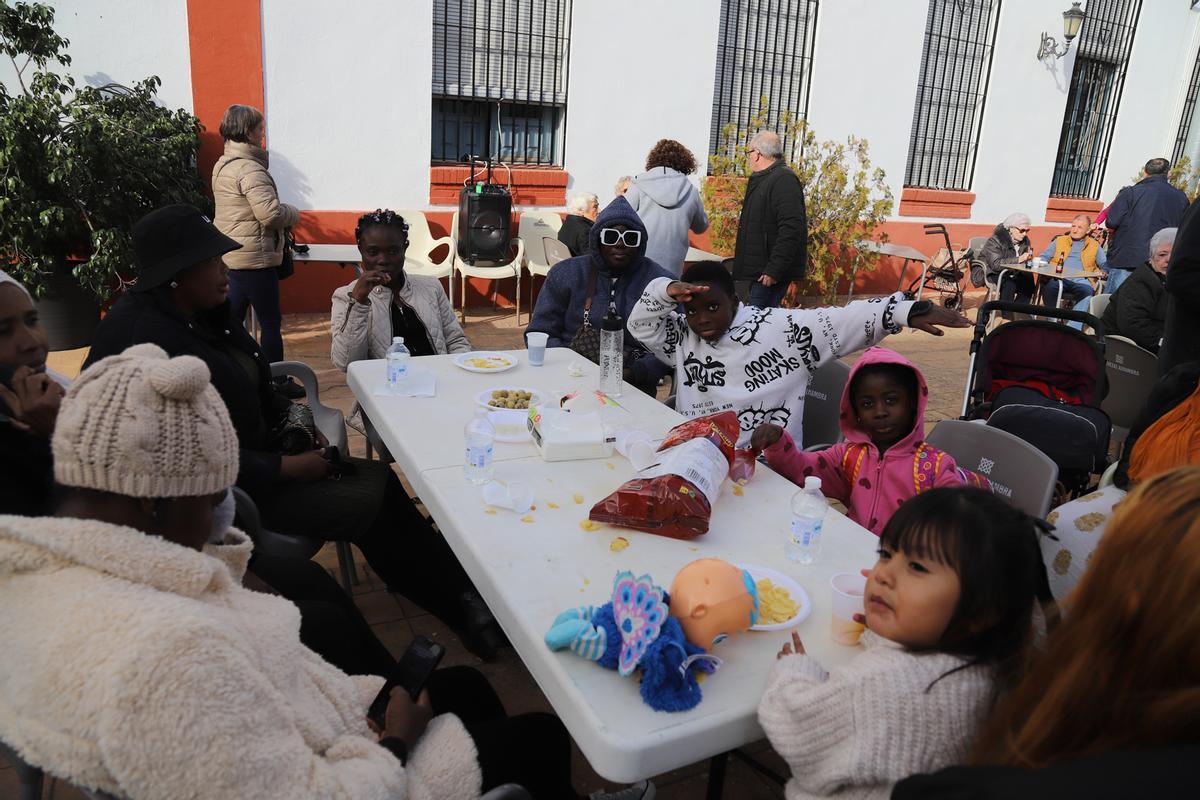 Cruz Blanca celebra sus migas solidarias Cruz Blanca celebra sus migas solidarias